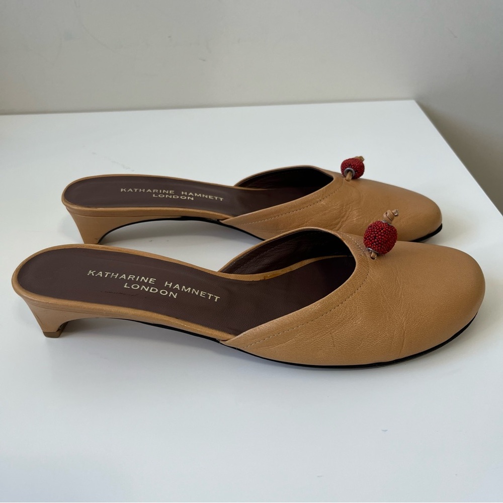 Tan Leather Mule with Red Bead Accent